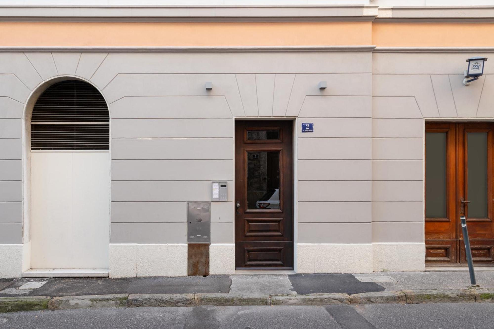 Blake, Attico Centrale Con Parcheggio A Trieste Eksteriør bilde